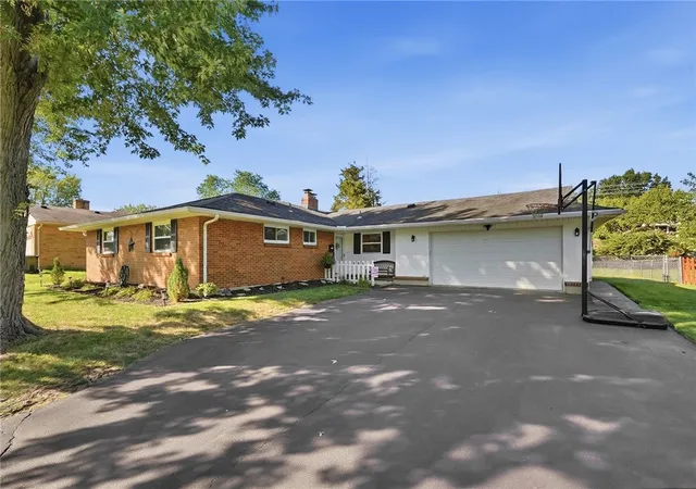 Photo 1 of Single family home for sale at 4867 Arrowhead Dr, Dayton, OH 45440 | MLS# 965499 | Listing updated on 2026-08-20