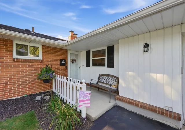 Photo 2 of Single family home for sale at 4867 Arrowhead Dr, Dayton, OH 45440 | MLS# 965499 | Listing updated on 2026-08-20