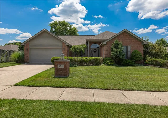 Photo 1 of Single family home for sale at 101 Crown Point Meadows, Dayton, OH 45458 | MLS# 965458 | Listing updated on 2026-09-29