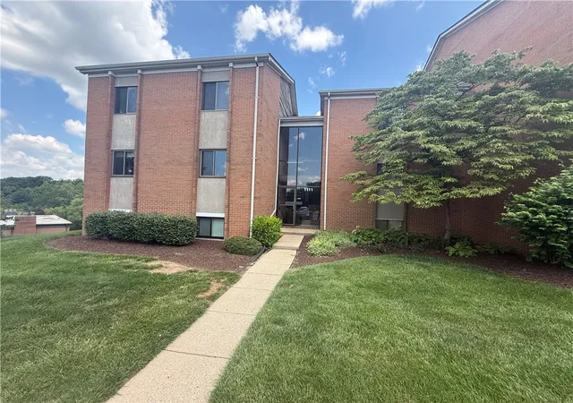 1st image of 1111 Arrowhead Xing #A, Dayton, OH 45449 | MLS# 965426