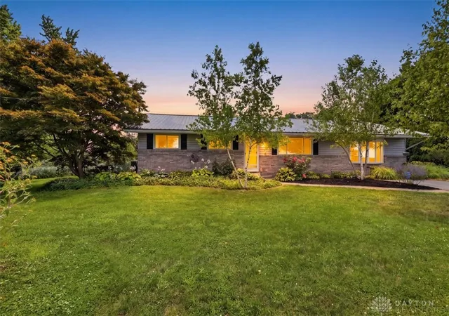 1st image of 6343 Old Columbus Rd, Springfield, OH 45502 | MLS# 965481