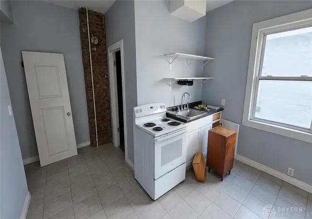 Photo 9 of Multi family home for sale at 27 Davis Ave, Dayton, OH 45403 | MLS# 965473 | Listing updated on 2026-10-06