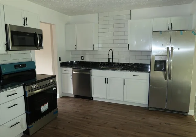 2nd image of 718 Ravenna Cir, Reynoldsburg, OH 43068 | MLS# 965410