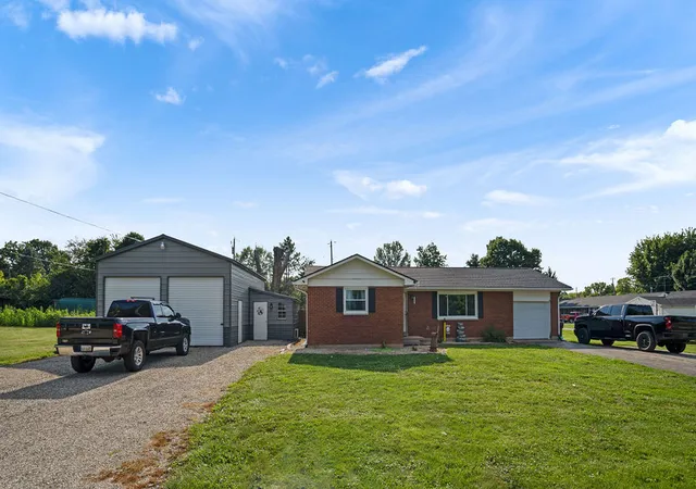 2nd image of 319 Wolf Rd, West Alexandria, OH 45381 | MLS# 965594