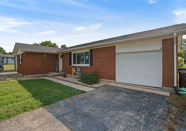 3rd image of 319 Wolf Rd, West Alexandria, OH 45381 | MLS# 965594
