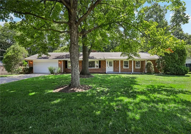Photo 1 of Single family home for sale at 5560 Hugh Dr, Dayton, OH 45459 | MLS# 964932 | Listing updated on 2026-08-22