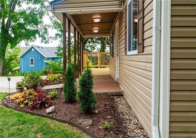 Photo 3 of Single family home for sale at 518 W Linden Ave, Miamisburg, OH 45342 | MLS# 965590 | Listing updated on 2026-08-20