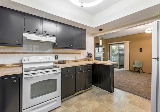 5th image of 8803 Washington Colony Dr, Dayton, OH 45458 | MLS# 965632