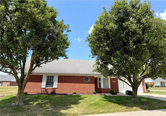 1st image of 1284 Pheasant Run, Springfield, OH 45503 | MLS# 965668