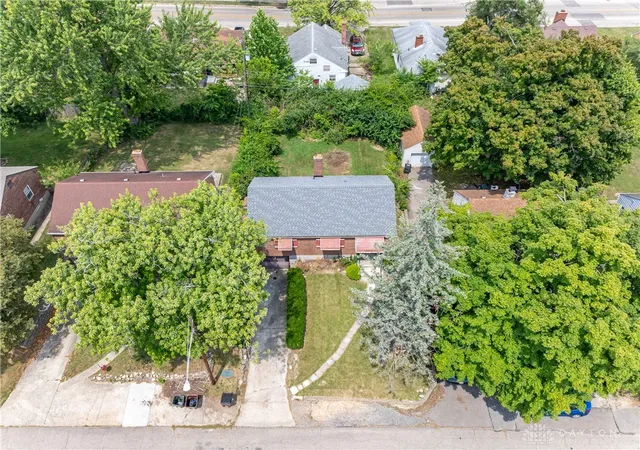 Photo 4 of Single family home for sale at 333 Castlewood Ave, Dayton, OH 45405 | MLS# 965219 | Listing updated on 2026-08-21