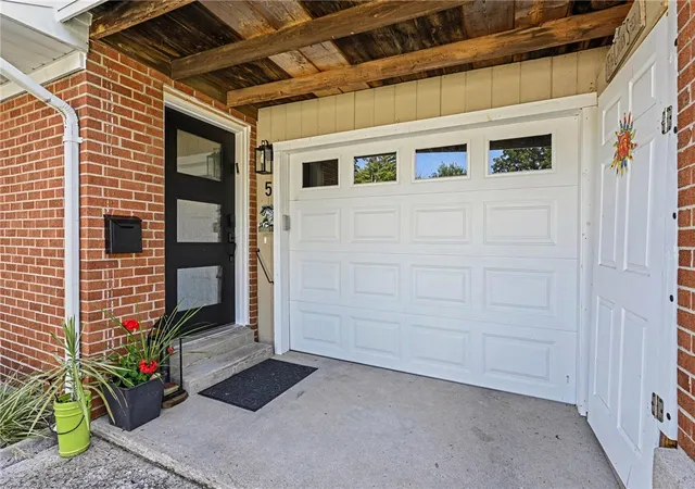 Photo 4 of Sale Pending at 5 Circle Dr, West Milton, OH 45383 | MLS# 965638 | Listing updated on 2026-08-06