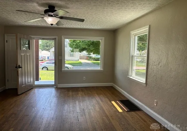 Photo 2 of Single family home for sale at 5029 Pensacola Blvd, Moraine, OH 45439 | MLS# 965870 | Listing updated on 2026-08-19