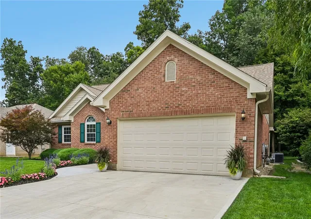 Photo 4 of Single family home for sale at 1737 Swindon Ct, Fairborn, OH 45324 | MLS# 965660 | Listing updated on 2026-08-08
