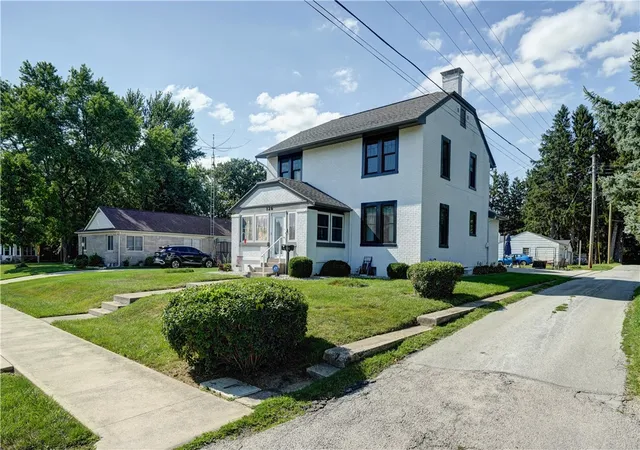 Photo 3 of Single family home for sale at 126 Oakwood St, Greenville, OH 45331 | MLS# 965846 | Listing updated on 2026-08-18