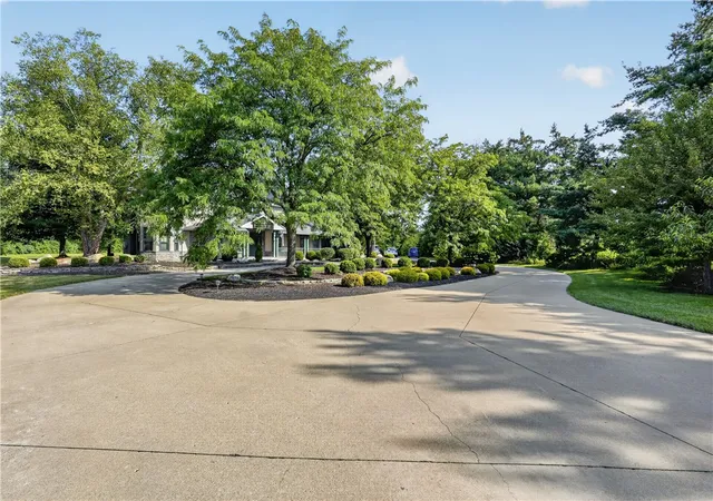 Photo 4 of Single family home for sale at 2781 Shagbark Dr, Lima, OH 45806 | MLS# 965942 | Listing updated on 2026-08-06