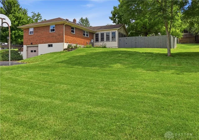 Photo 4 of Single family home for sale at 25 Secore Ct, Dayton, OH 45440 | MLS# 965965 | Listing updated on 2026-08-08