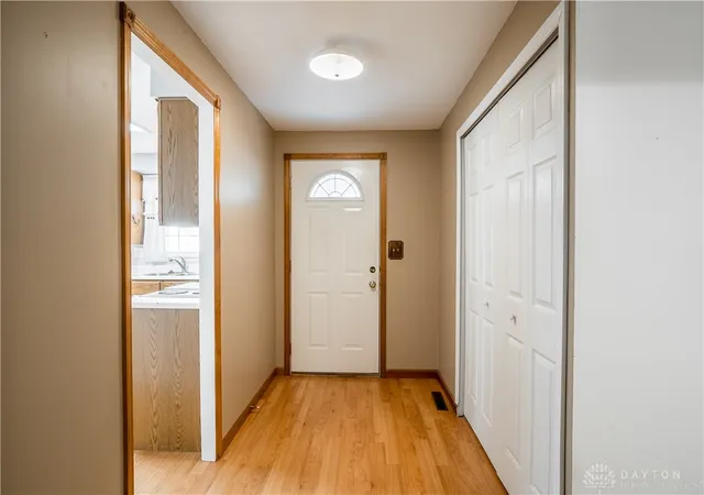 Photo 4 of Sale Pending at 134 Bristol Dr, Dayton, OH 45458 | MLS# 966030 | Listing updated on 2026-08-20