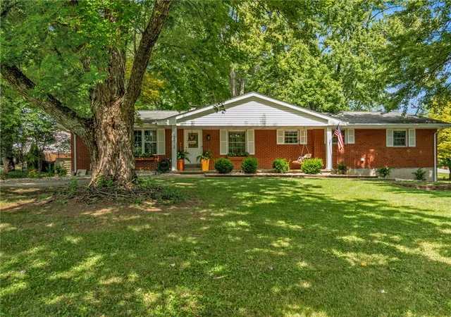 Photo 1 of Sale Pending at 2613 Richmar Dr, Beavercreek, OH 45434 | MLS# 966068 | Listing updated on 2026-08-09