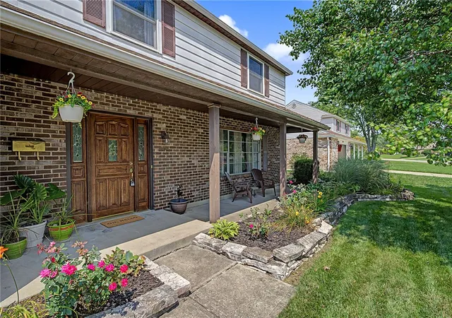 Photo 3 of Sale Pending at 7005 Park Vista Rd, Englewood, OH 45322 | MLS# 965759 | Listing updated on 2026-08-13