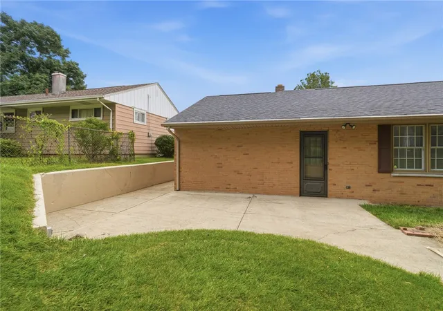 Photo 56 of Sale Pending at 406 Ross St, Middletown, OH 45044 | MLS# 966094 | Listing updated on 2026-08-21