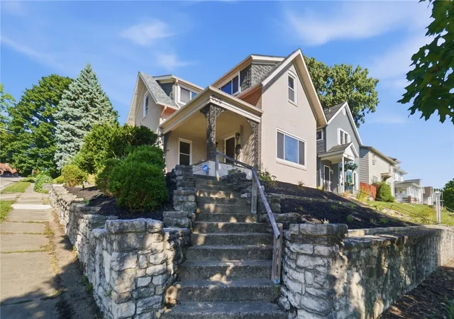Photo 3 of Single family home for sale at 605 N Main Ave, Sidney, OH 45365 | MLS# 966098 | Listing updated on 2026-08-24