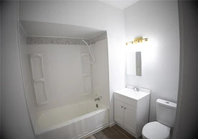 Photo 4 of Sale Pending at 45 E 5th Street, Franklin, OH 45005 | MLS# 966128 | Listing updated on 2026-08-26
