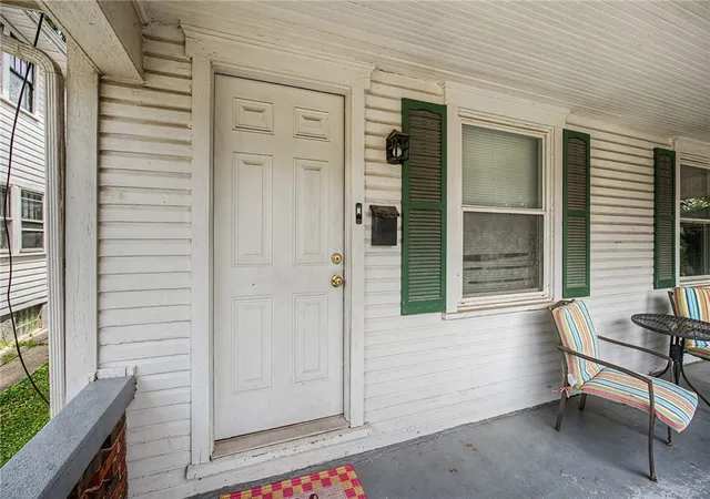 Listing Photo 4 - Condo for sale in building located at 1914 King Ave, Dayton, OH 45420