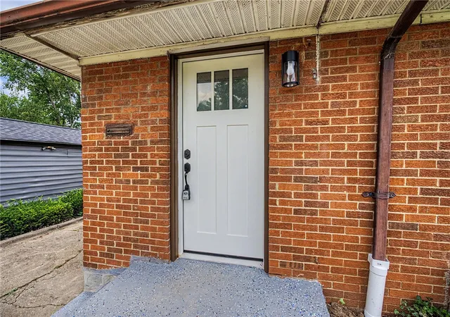 5th image of 804 Oakleaf Dr, Dayton, OH 45417 | MLS# 966097