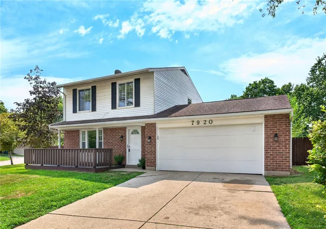 Photo 2 of Single family home for sale at 7920 Timber Hl Dr, Dayton, OH 45424 | MLS# 966155 | Listing updated on 2026-08-22