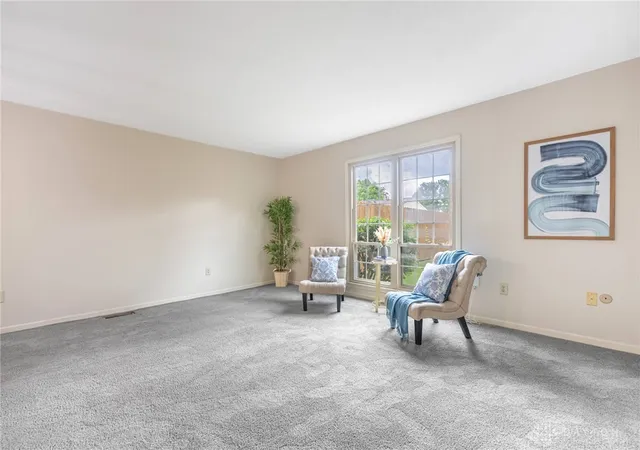 Listing Photo 5 - Condo for sale in building located at 3143 Kerry Dr, Beavercreek, OH 45434