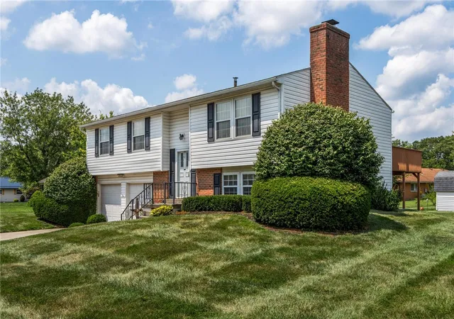 Photo 3 of Sale Pending at 416 Redbud Ln, Xenia, OH 45385 | MLS# 966157 | Listing updated on 2026-08-12