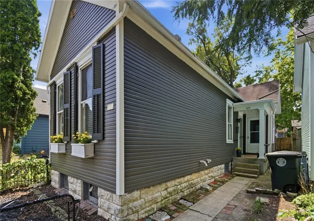 2nd image of 510 Oak St, Dayton, OH 45410 | MLS# 966188