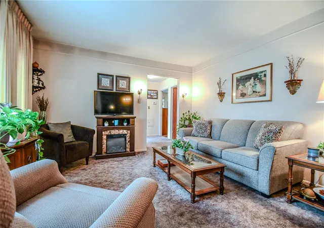 Photo 2 of Single family home for sale at 432 Dundee Cir, Dayton, OH 45431 | MLS# 966125 | Listing updated on 2026-08-11
