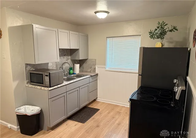 Photo 3 of Multi family home for sale at 15 Ridge Ave, Dayton, OH 45405 | MLS# 966207 | Listing updated on 2026-08-10
