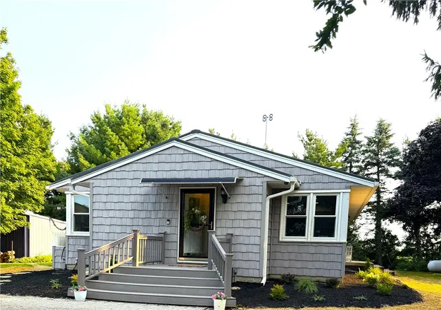 Photo 2 of Sale Pending at 833 Wyandot Rd, Bucyrus, OH 44820 | MLS# 966226 | Listing updated on 2026-08-11