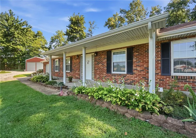 2nd image of 1500 S State Route 123, Lebanon, OH 45036 | MLS# 965896