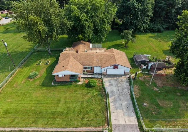 3rd image of 1530 Wolf Rd, West Alexandria, OH 45381 | MLS# 966218