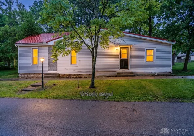 2nd image of 161 Bernard Rd, New Vienna, OH 45159 | MLS# 966351