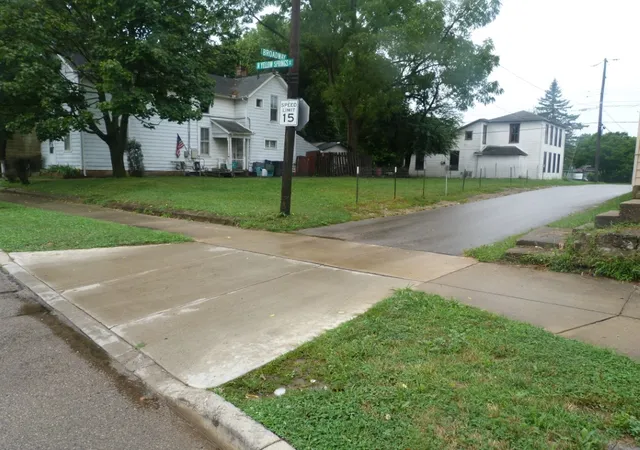 Photo 4 of Land for sale at 327 N Yellow Springs St, Springfield, OH 45504 | MLS# 966352 | Listing updated on 2026-09-25