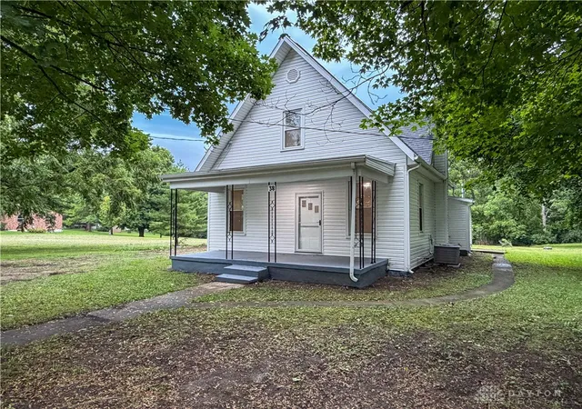 Photo 2 of Sale Pending at 38 N Kimmel Rd, Clayton, OH 45315 | MLS# 966374 | Listing updated on 2026-08-18