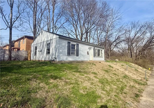 3rd image of 245 E Beechwood Ave, Dayton, OH 45405 | MLS# 966387