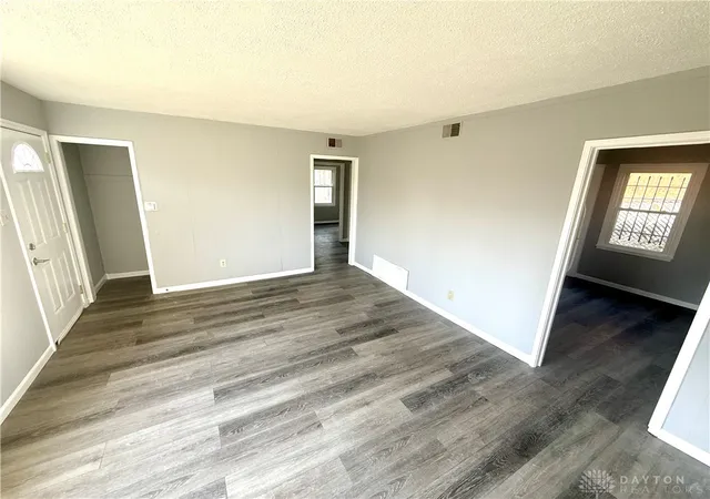5th image of 245 E Beechwood Ave, Dayton, OH 45405 | MLS# 966387