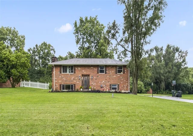 1st image of 1310 Old Country Ln, Dayton, OH 45414 | MLS# 966181