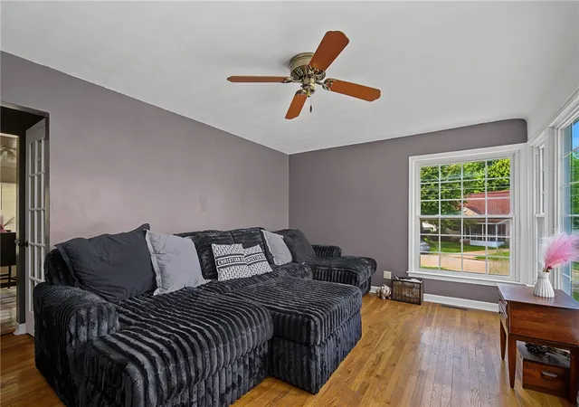 Photo 5 of Single family home for sale at 415 S Stadium Dr, Xenia, OH 45385 | MLS# 966336 | Listing updated on 2026-08-19