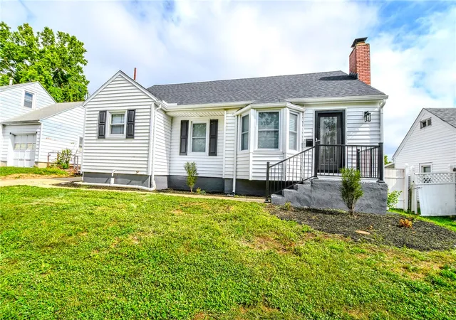 4th image of 4227 Oakridge Dr, Dayton, OH 45417 | MLS# 966438