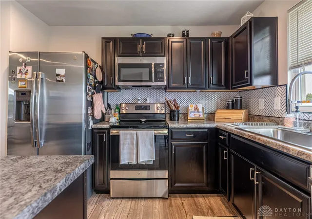 Photo 5 of Single family home for sale at 2807 Kingman Dr, Xenia, OH 45385 | MLS# 966392 | Listing updated on 2026-08-24