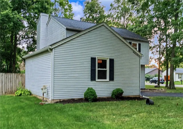 Photo 3 of Single family home for sale at 315 Locust View Way, Troy, OH 45373 | MLS# 966381 | Listing updated on 2026-08-23