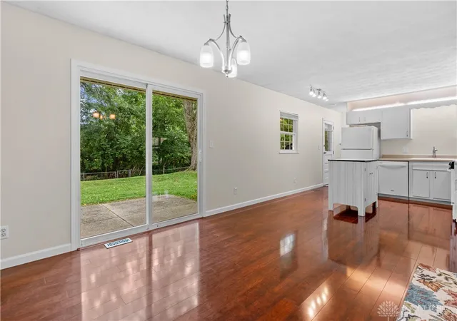 Photo 2 of Sale Pending at 4401 Hillcrest Dr, Bellbrook, OH 45305 | MLS# 966434 | Listing updated on 2026-08-15