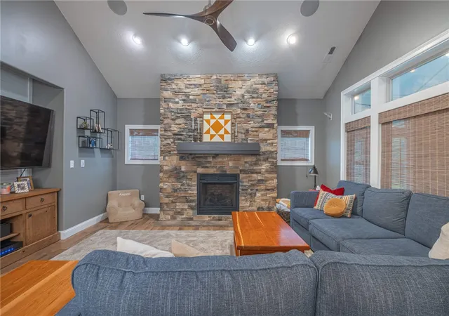 Photo 4 of Sale Pending at 1262 Park Ter, Dayton, OH 45440 | MLS# 966236 | Listing updated on 2026-08-18