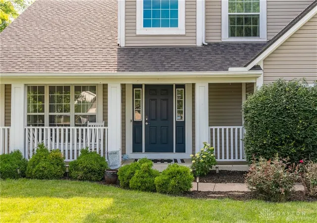 Photo 4 of Single family home for sale at 1210 Whitetail Dr, Fairborn, OH 45324 | MLS# 966511 | Listing updated on 2026-08-20